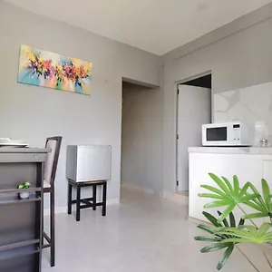8th-street-suites.allrivieramayahotels.com/